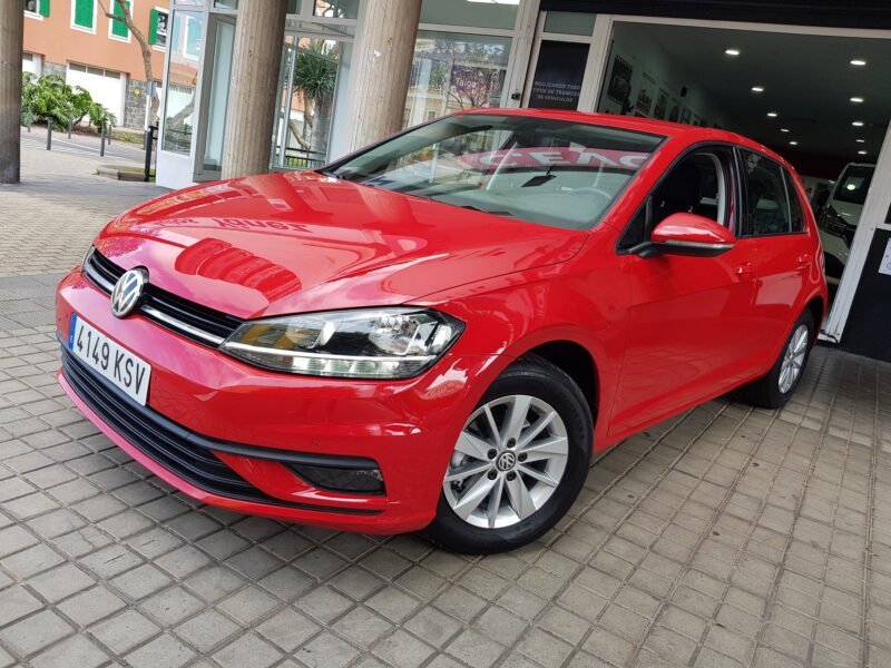 VOLKSWAGEN Golf Business