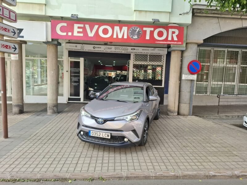 TOYOTA C-HR advance