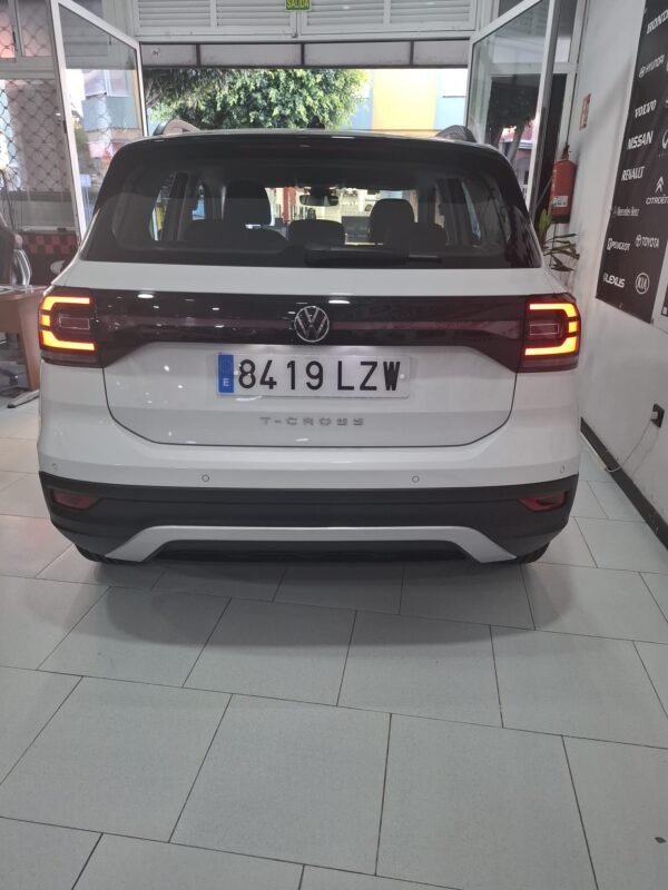VOLKSWAGEN T-CROSS advance